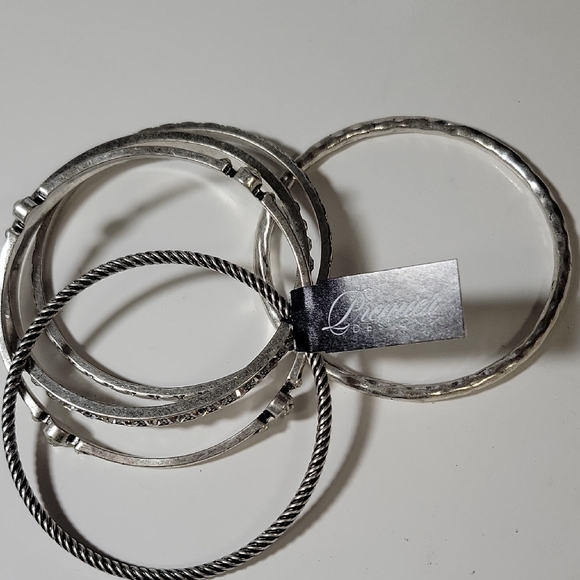 Silver Bangle Bracelet Set - Picture 3 of 6